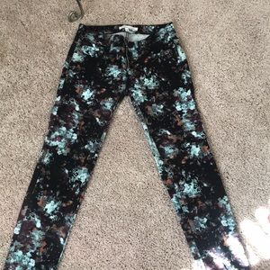BCBG printed pants